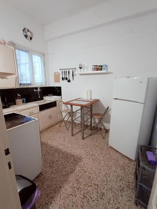 Appartement Marina Zea พีเรียส ภายนอก รูปภาพ