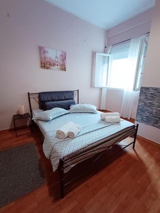 Appartement Marina Zea พีเรียส ภายนอก รูปภาพ