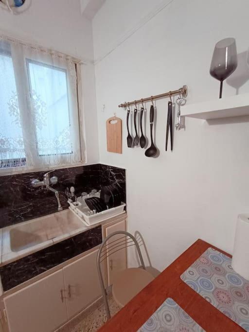 Appartement Marina Zea พีเรียส ภายนอก รูปภาพ